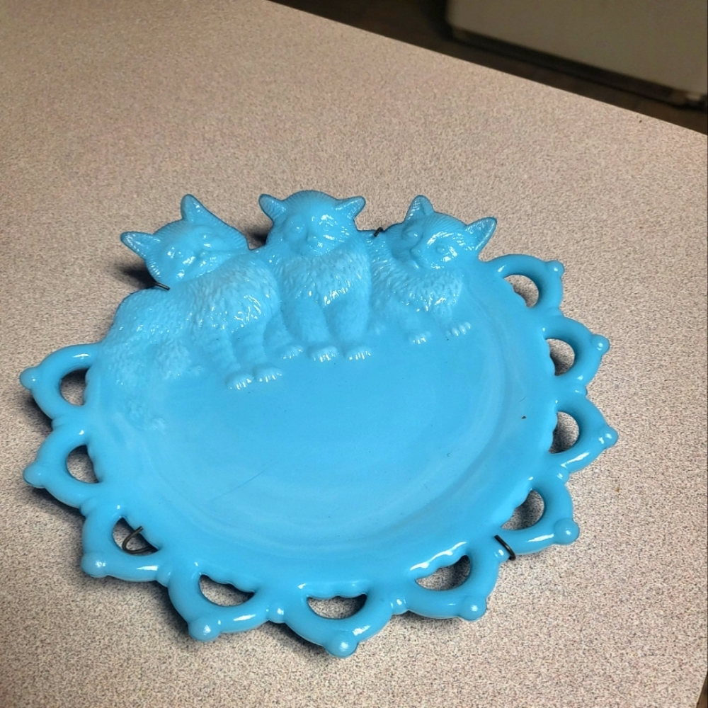 Turquoise blue Milk Glass Cat wall plate.